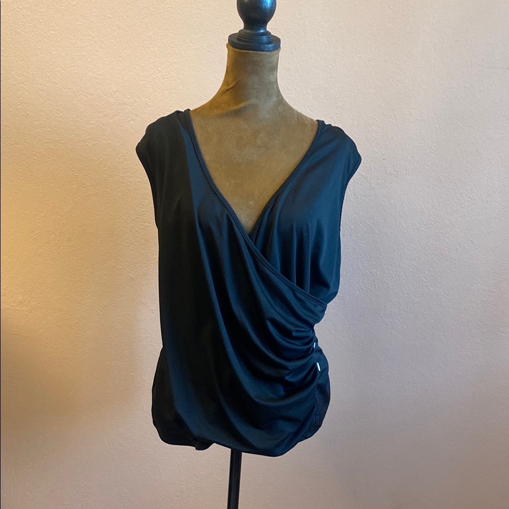 MEAEOR.Elegant Black Drape Top